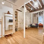 New Stunning 4 Bdrs Apt, With Ac - Le Marais
