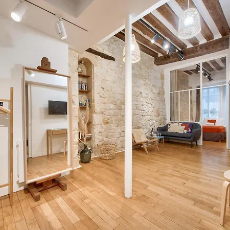 New Stunning 4 Bdrs Apt, With Ac - Le Marais Parigi