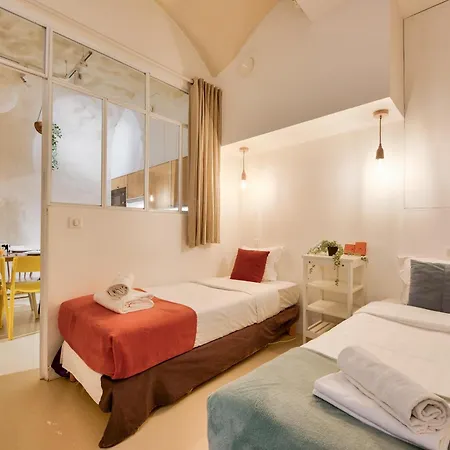 New Stunning 4 Bdrs Apt, With Ac - Le Marais Appartamento