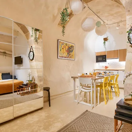 New Stunning 4 Bdrs Apt, With Ac - Le Marais Appartamento *